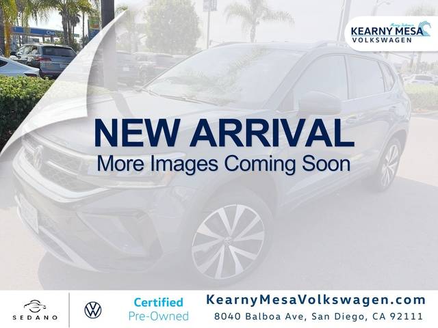 2023 Volkswagen Taos SE FWD photo