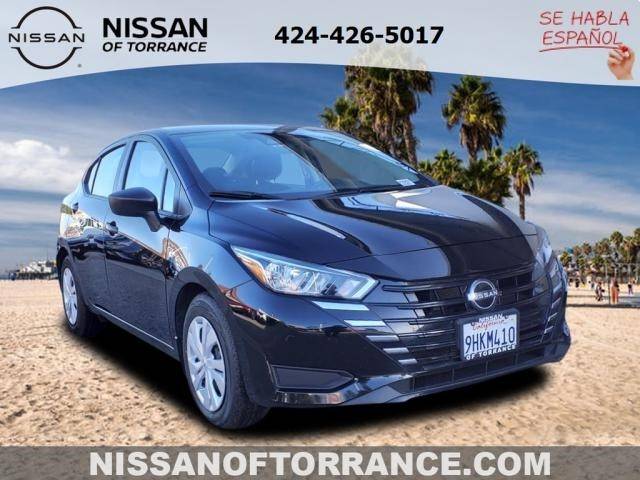 2023 Nissan Versa S FWD photo