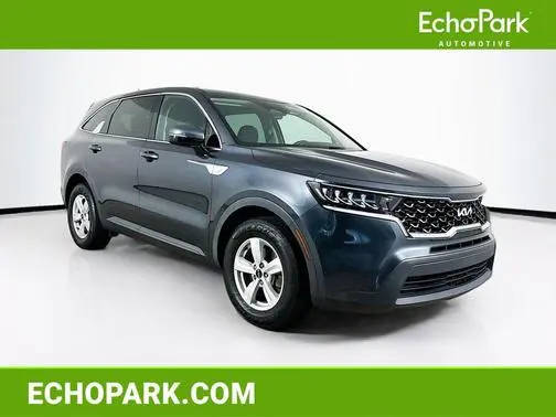 2022 Kia Sorento LX FWD photo
