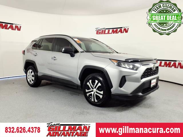 2021 Toyota RAV4 LE AWD photo