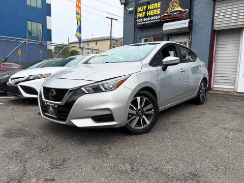 2021 Nissan Versa SV FWD photo