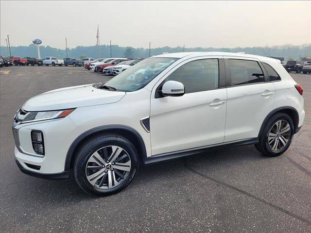 2020 Mitsubishi Outlander Sport SE 2.0 FWD photo