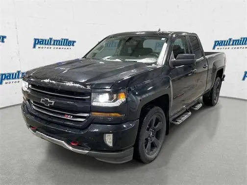 2017 Chevrolet Silverado 1500 LT 4WD photo