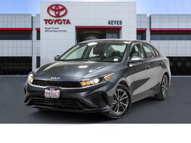 2023 Kia Forte LXS FWD photo