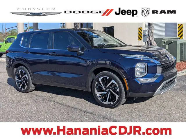 2023 Mitsubishi Outlander SE FWD photo