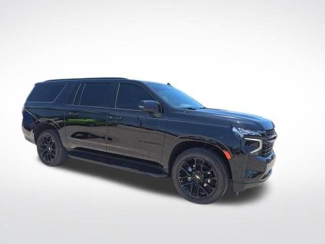 2023 Chevrolet Suburban RST 4WD photo