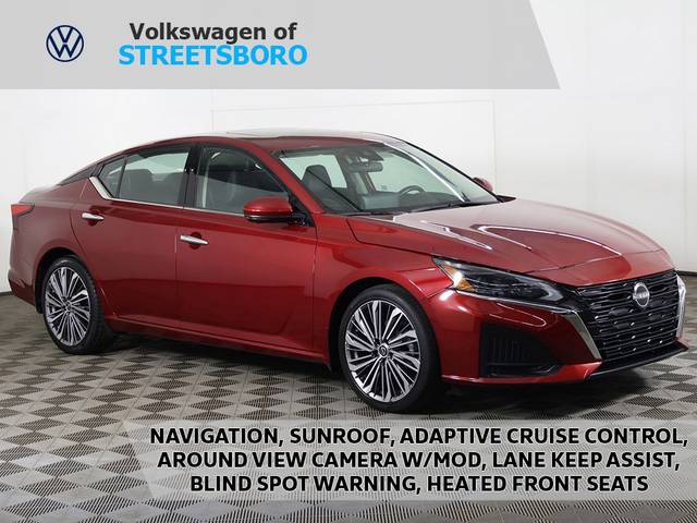 2023 Nissan Altima 2.5 SL FWD photo
