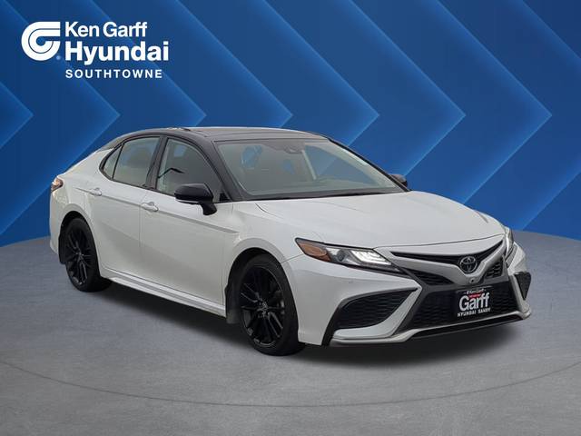 2023 Toyota Camry XSE V6 FWD photo