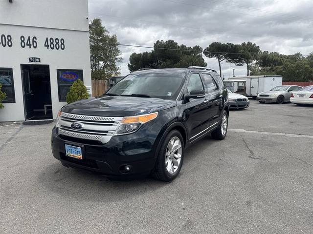 2015 Ford Explorer XLT 4WD photo