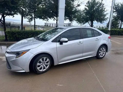 2023 Toyota Corolla LE FWD photo