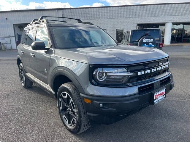 2023 Ford Bronco Sport Outer Banks 4WD photo