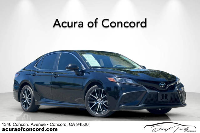 2023 Toyota Camry SE FWD photo
