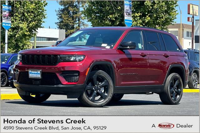 2023 Jeep Grand Cherokee Altitude 4WD photo