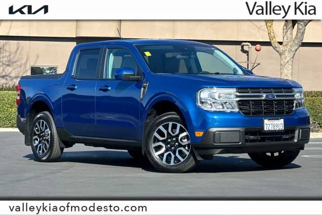 2023 Ford Maverick LARIAT FWD photo