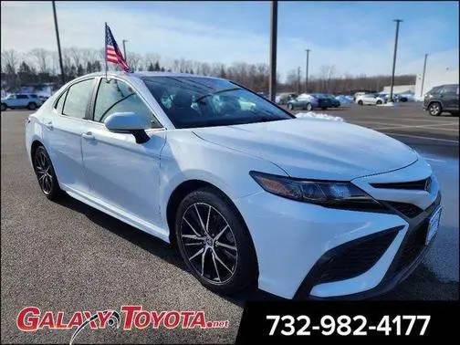 2023 Toyota Camry SE FWD photo
