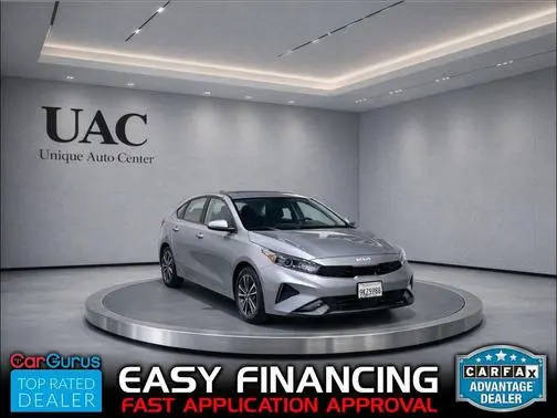2022 Kia Forte LXS FWD photo