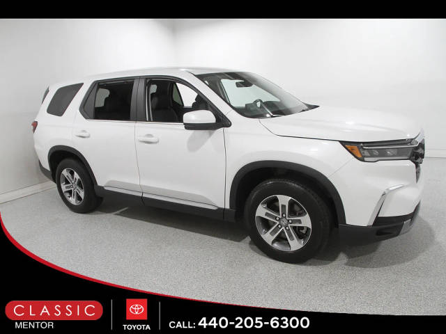 2023 Honda Pilot EX-L 7 Passenger AWD photo