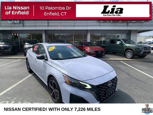 2023 Nissan Altima 2.5 SR AWD photo