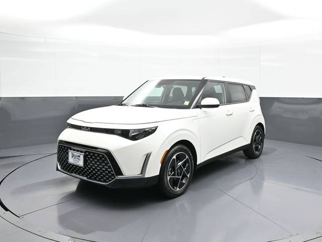 2023 Kia Soul EX FWD photo