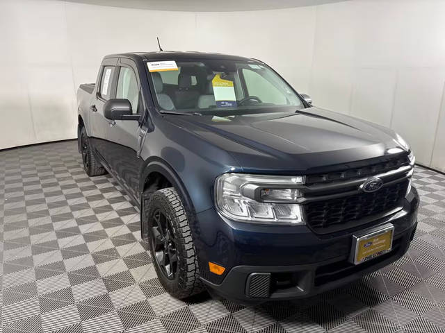 2023 Ford Maverick XLT AWD photo