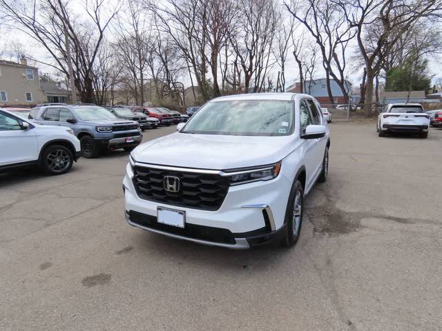 2023 Honda Pilot EX-L 8 Passenger AWD photo