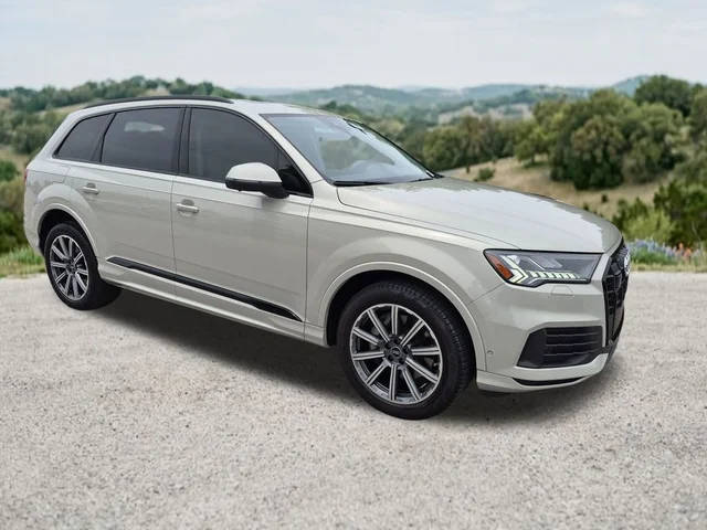 2023 Audi Q7 Premium Plus AWD photo