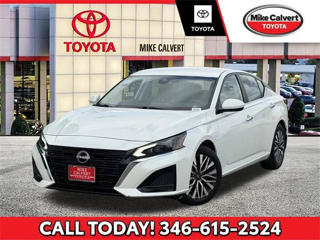 2023 Nissan Altima 2.5 SV FWD photo