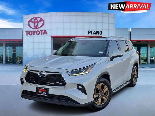 2023 Toyota Highlander Hybrid Bronze Edition FWD photo