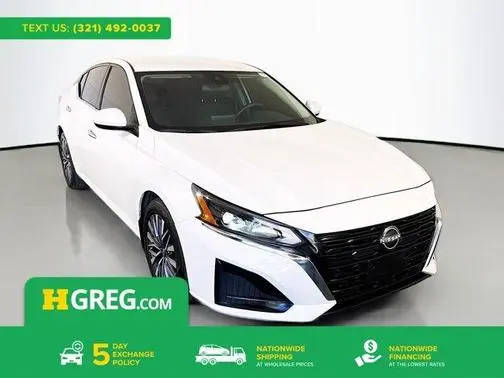 2023 Nissan Altima 2.5 SV FWD photo