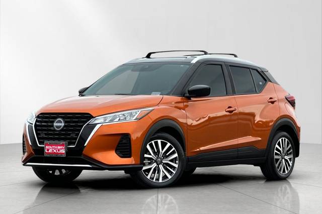 2023 Nissan Kicks SV FWD photo
