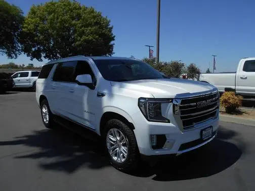2023 GMC Yukon XL SLT 4WD photo