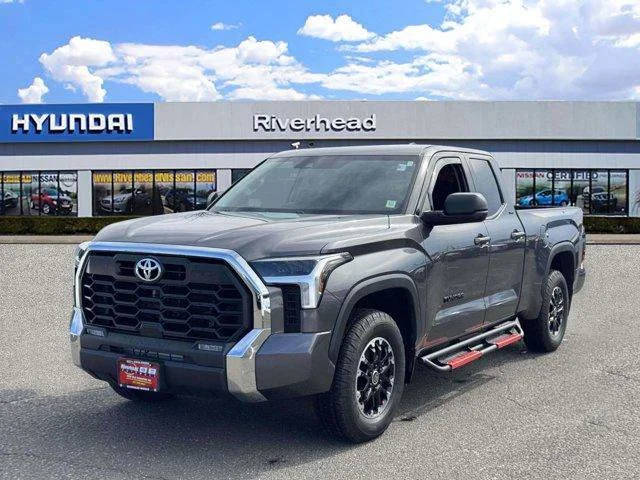 2023 Toyota Tundra SR5 4WD photo