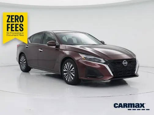 2023 Nissan Altima 2.5 SV FWD photo