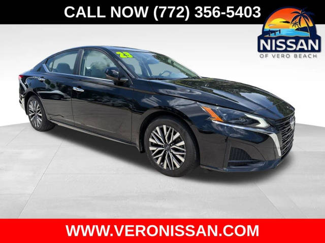 2023 Nissan Altima 2.5 SV FWD photo