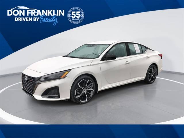 2023 Nissan Altima 2.5 SR FWD photo