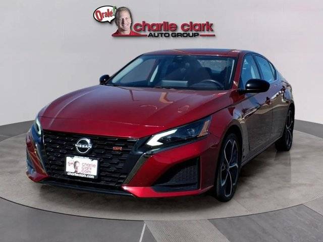 2023 Nissan Altima 2.5 SR FWD photo
