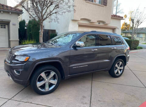2015 Jeep Grand Cherokee Overland 4WD photo