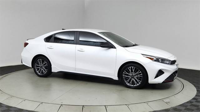 2023 Kia Forte GT-Line FWD photo