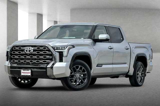 2023 Toyota Tundra Platinum 4WD photo