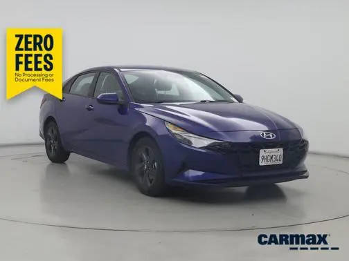 2023 Hyundai Elantra SEL FWD photo