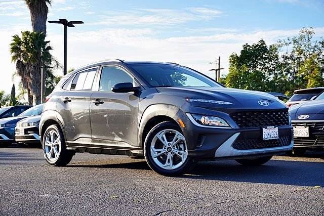 2023 Hyundai Kona SEL AWD photo