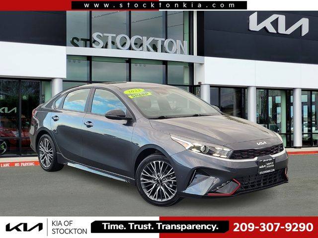 2023 Kia Forte GT-Line FWD photo