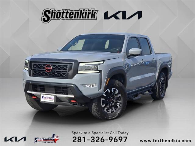 2023 Nissan Frontier PRO-4X 4WD photo