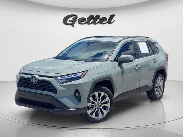 2023 Toyota RAV4 XLE Premium FWD photo