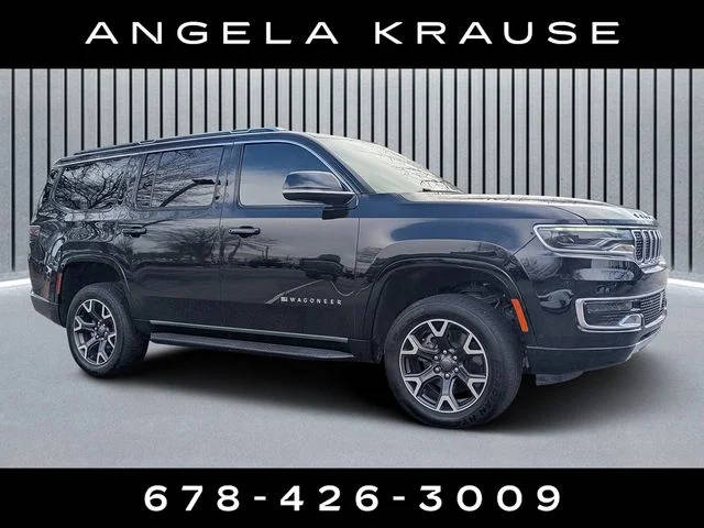 2023 Jeep Wagoneer Series III 4WD photo