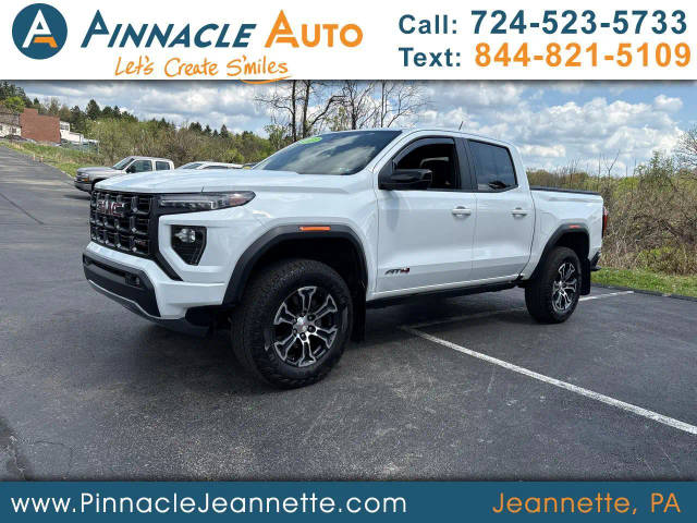 2023 GMC Canyon 4WD AT4 4WD photo