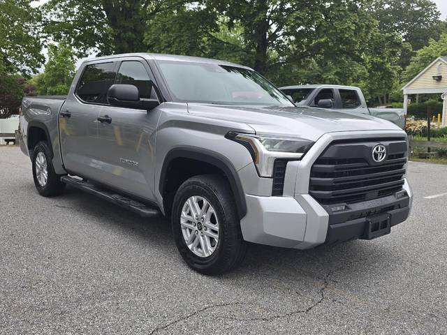 2023 Toyota Tundra SR5 4WD photo