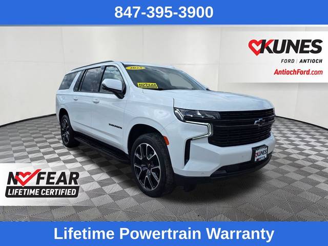 2023 Chevrolet Suburban RST 4WD photo
