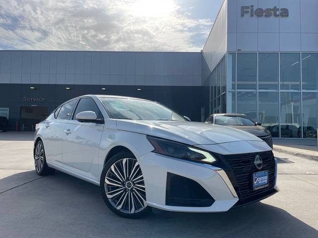 2023 Nissan Altima 2.5 SL FWD photo