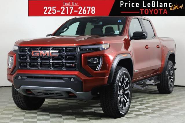 2023 GMC Canyon 4WD AT4 4WD photo